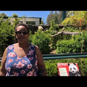 Meet your Posher, Monica